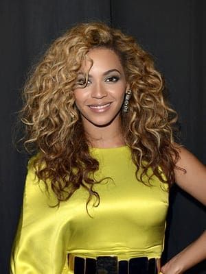Beyoncé Performs ‘I Was Here’ for World Humanitarian Day