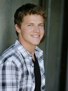 UPDATE: Kevin Schmidt OUT! ‘Y&R’ Recasting Noah Newman Again!