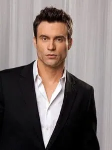 Meet Daniel Goddard and Tour the ‘Y&R’ Set!