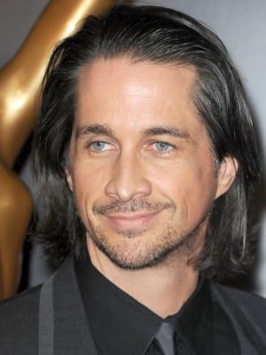 Michael Easton Wishes ‘Success and Happiness’ to ‘One Life to Live’