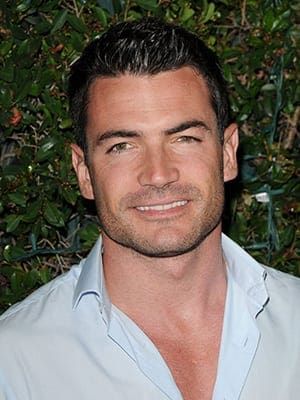 ‘AMC’ Star Officially Charged with Domestic Violence; Also Lands Role on ‘ABC’ Drama