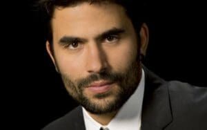 CENTER STAGE: Ignacio Serricchio Opens Up About His ‘Y&R’ Status, Possible Romance With Chloe, Not Impressing His CBS Boss and More!
