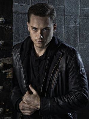 Get Ready to Join the ‘Chicago P.D.’ With ‘ATWT’ Alum Jesse Lee Soffer