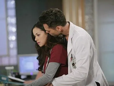 ‘GH’s’ Teresa Castillo Pregnant In Real-Life; Actress Due In May 2014