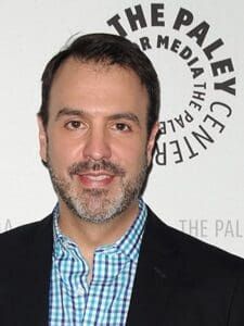 ‘GH’ Head Scribe Signs New Contract