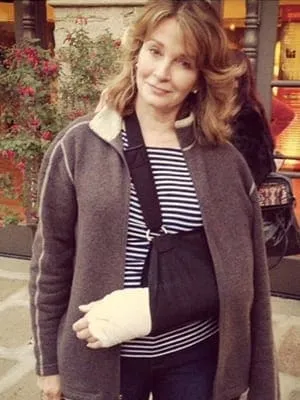 ‘DAYS’’ Deidre Hall Injured
