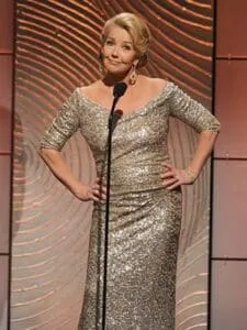 Melody Thomas Scott Says Tabloid Story Claiming She Called Susan Lucci to Slam ‘Y&R’s’ EP Is ‘Utterly Ridiculous!’