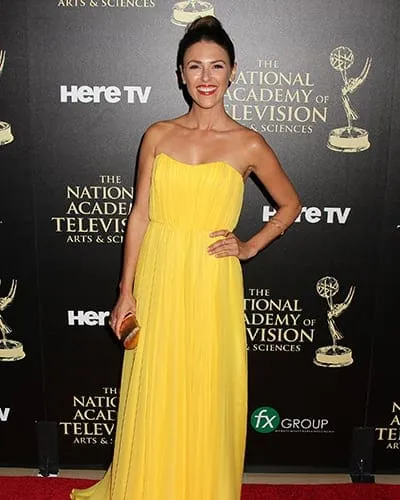 DAYTIME EMMY AWARDS RED CARPET: ‘Y&R’s’ Elizabeth Hendrickson in Shareen