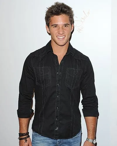 ‘DAYS’ Star Rocks Out on the Sunset Strip!