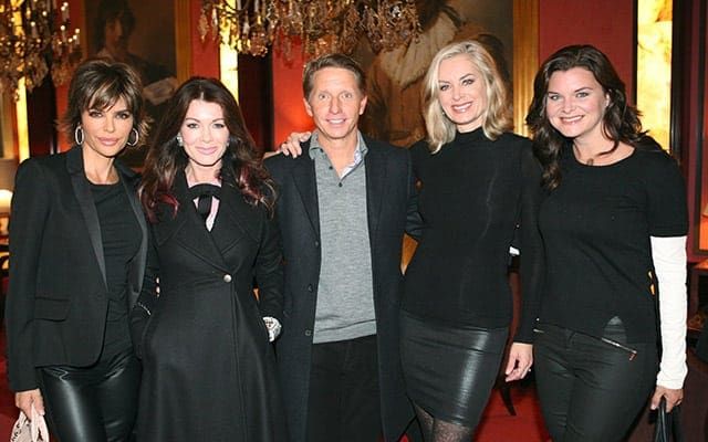 ‘Real Housewives’ Eileen Davidson and Lisa Rinna Spotted in Amsterdam With ‘B&B’ Crew
