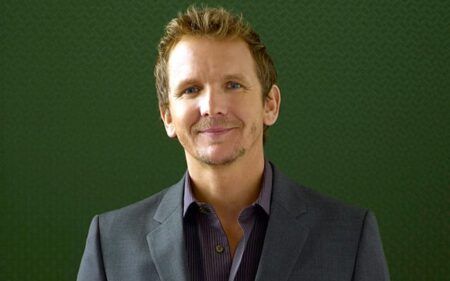 Sebastian Roché Back to Torment Robin on ‘General Hospital’
