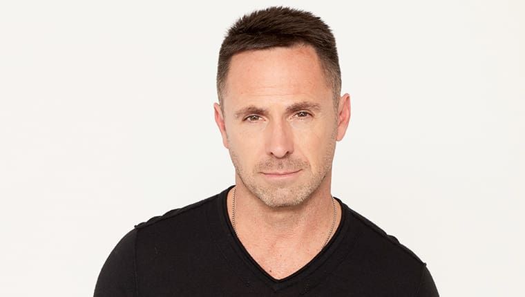 ‘GH’s’ William deVry Joins Movement to Fight Ovarian Cancer William deVry, General Hospital