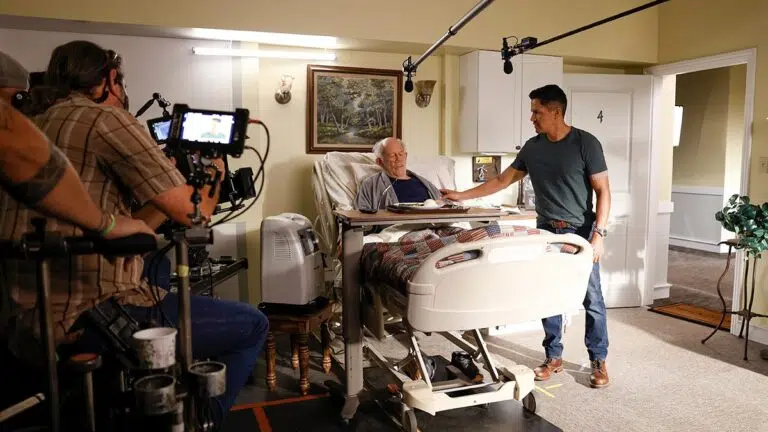 Max Gail, Jay Hernandez, Magnum P.I.