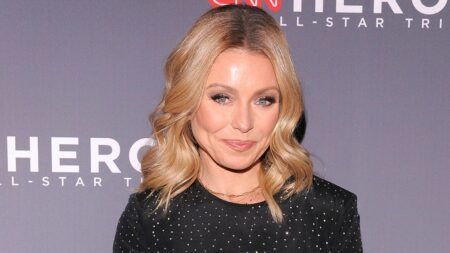 Kelly Ripa to Host Quiz/Game Show ‘Generation Gap’ for ABC Kell Ripa, All My Children, Live with Kelly and Ryan