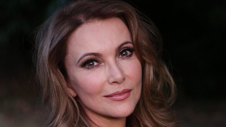 Emma Samms Back to ‘General Hospital’ as Holly Sutton Emma Samms, Holly Sutton, General Hospital, GH, GH ABC, #GH, #GeneralHospital