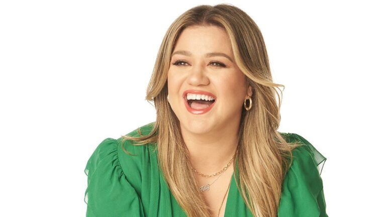REPORT: ‘The Kelly Clarkson Show’ Mulling Move to New York Metro Tri-State Area Kelly Clarkson, The Kelly Clarkson Show, #KellyClarkson, #KellyClarksonShow, NBCUniversal