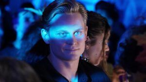 Billy Magnussen to Star in Live-Action Film Adaptation of ‘Lilo & Stitch’ for Disney+ Billy Magnussen, As The World Turns, Tell Me A Story