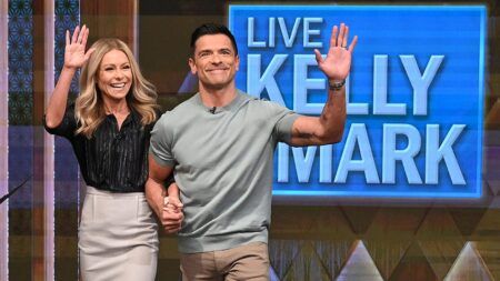 ‘Live with Kelly and Mark’ Continues Ratings Hot Streak, Topping All Entertainment Talk Shows Kelly Ripa, Mark Consuelos, Live with Kelly and Mark, #KellyandMark #LiveKellyMark