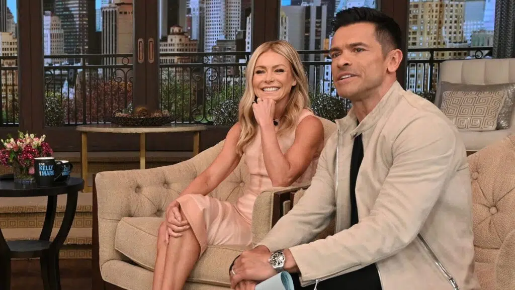 ‘Live with Kelly and Mark’ Leads Daytime Talk Among Viewers, Ranks As No. 1 Entertainment Talk Show Kelly Ripa, Mark Consuelos, Live with Kelly and Mark, Kelly and Mark, #LivewithKellyandMark, #KellyandMark