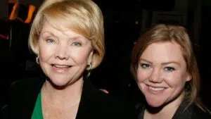 R.I.P. Amanda Elizabeth Davies — Daughter of ‘One Life to Live’ Actress Erika Slezak Dies at 42 Erika Slezak, Amanda Elizabeth Davies, Victoria “Viki” Lord Buchanan, Viki Buchanan, One Life to Lives, OLTL, #OLTL, #OneLifeToLive
