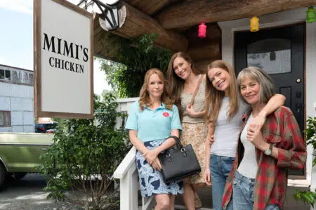 Lea Thompson,, Schuyler Fisk, Genevieve Angelson, Wendie Malick