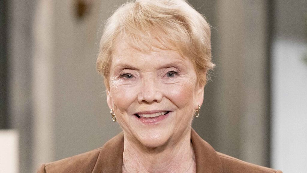 Erika Slezak Concludes Run As Ronnie Bard On ‘General Hospital’, Thanks Fans For Support Erika Slezak, Veronica Bard, General Hospital