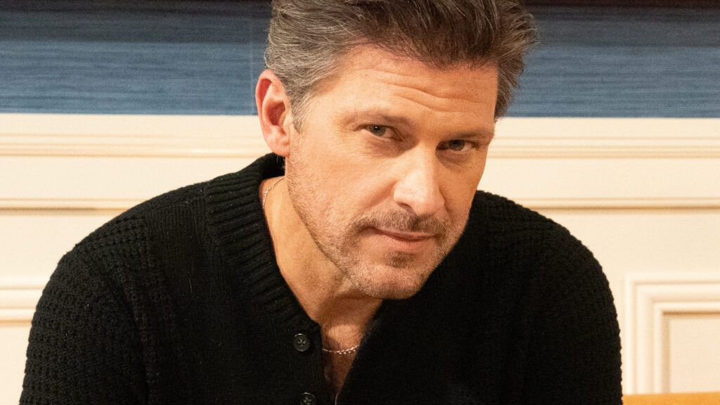 Greg Vaughan, Kial Rollins, Beyond the Gates
