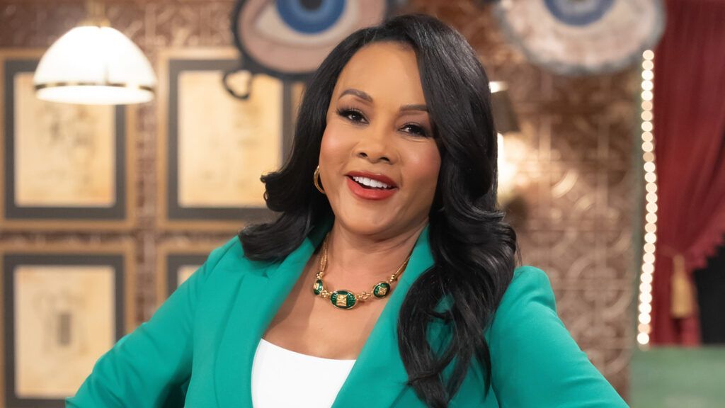 “They Move Very Quickly,” Says Vivica A. Fox On Return To ‘The Young And The Restless’ & How Soaps Function 30 Years Later Vivica A. Fox, Dr. Stephanie Simmons, The Young and the Restless