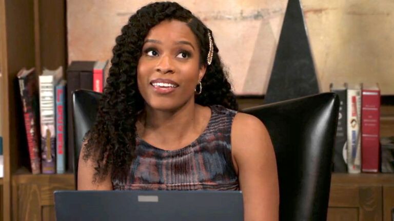 Arielle Prepetit, Naomi Hawthorne, Beyond the Gates